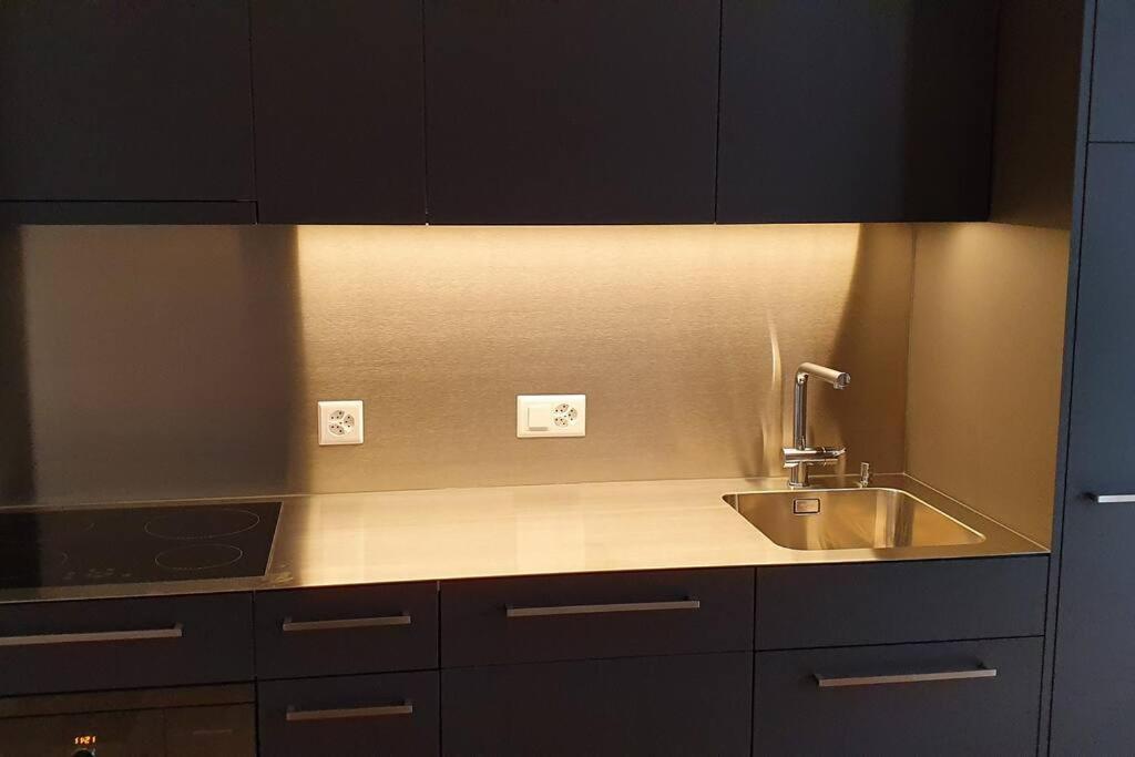 2.5 Room Apartment In Center Of Flims. Ski In/Out Eksteriør billede